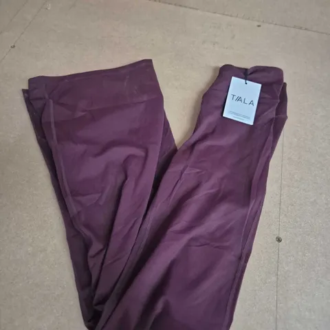BAGGED T/ALA DAYFLEX HIGH WAISTED YOGA PANTS 30INCH IN FIG - MEDIUM