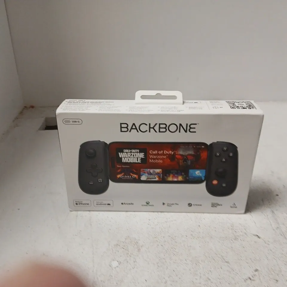 BACKBONE ONE MOBILE GAMING CONTROLLER FOR IPHONE – BOXED