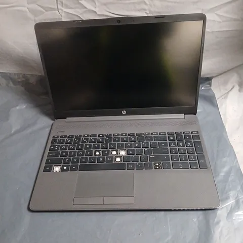 HP 250 G9 LAPTOP