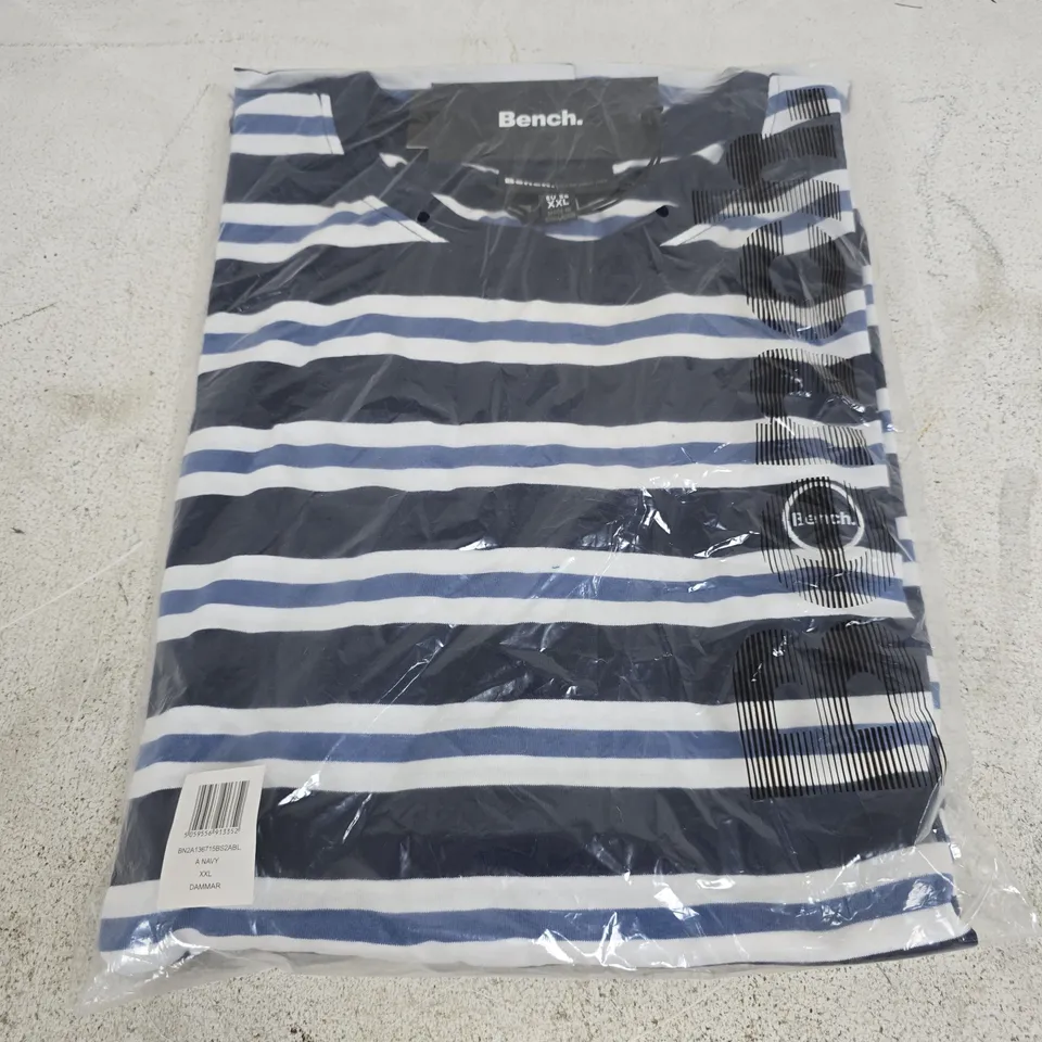 BAGGED BENCH STRIPED DAMMAR ROUNDNECK IN BLUE/WHITE - XXL