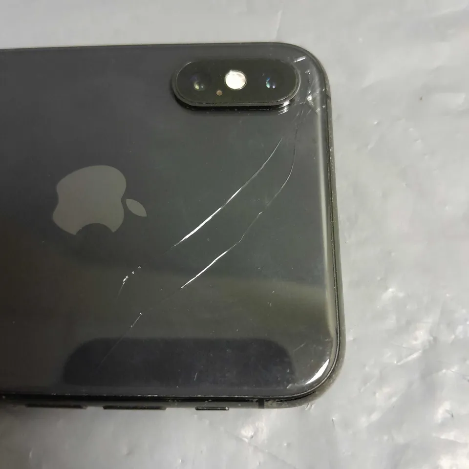 APPLE IPHONE XS IN GREY