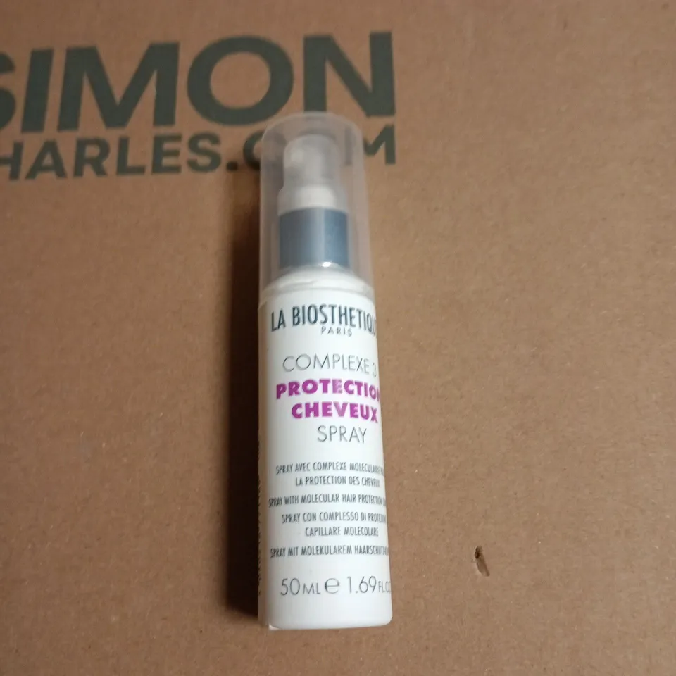 BOX OF APPROXIMATELY 15 ASSORTED COSMETIC ITEMS INCLUDING LA BIOSTHETIQUE MATT CLAY , LIGHT DEFINING CREAM AND HAIR PROTECTION SPRAY 