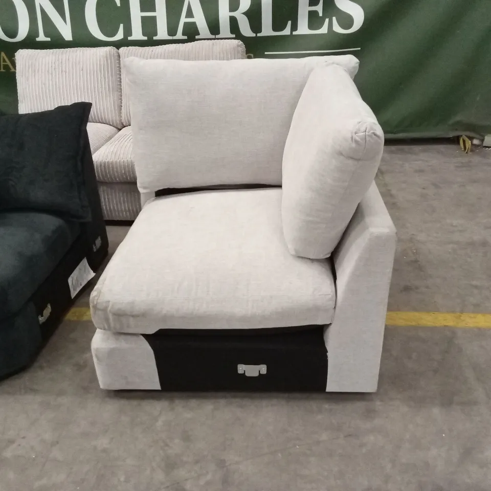 5 x ASSORTED DESIGNER SOFA PIECES