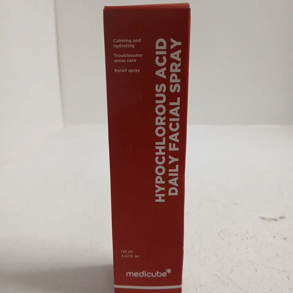 MEDICUBE HYPOCHLOROUS ACID DAILY FACIAL SPRAY – 125 ML