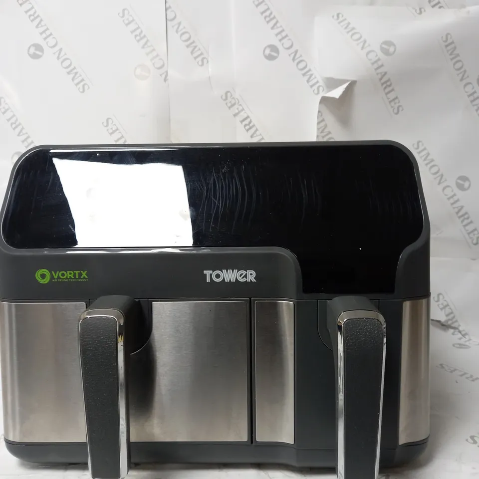TOWER DUAL BASKET DIGITAL AIR FRYER 5.2L + 3.3L