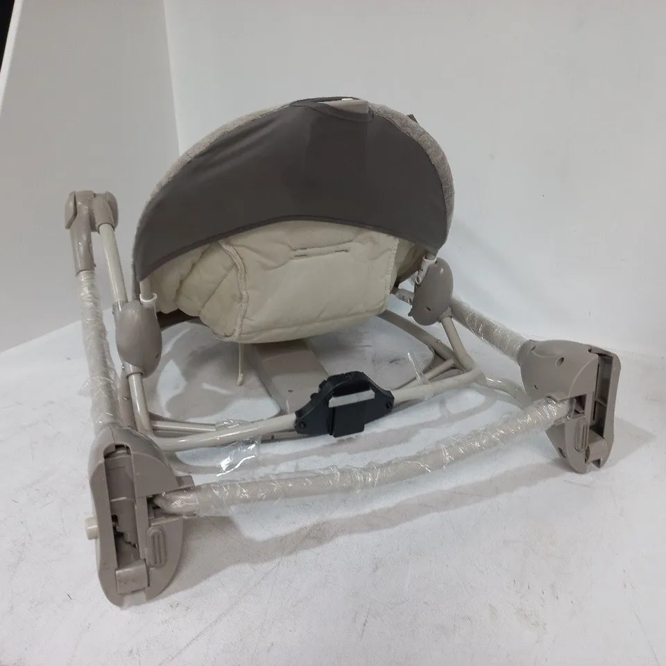 UNBOXED INGENUITY BABY BOUNCER IN GREY