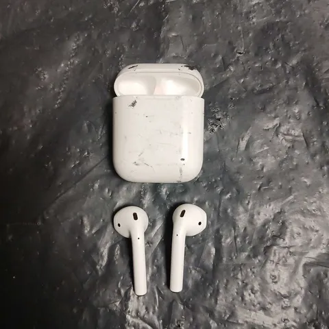 APPLE AIRPODS 2 WITH CHARGING CASE – WHITE
