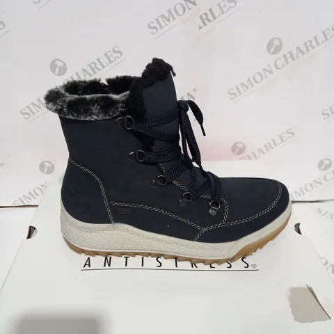 BOXED RIEKER ANTISTRESS  NAVY HIKING BOOT - SIZE 6