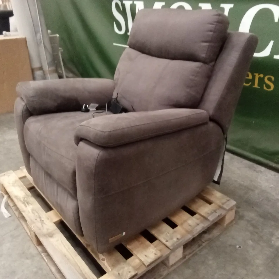 QUALITY DESIGNER POWER RECLINER ARMCHAIR