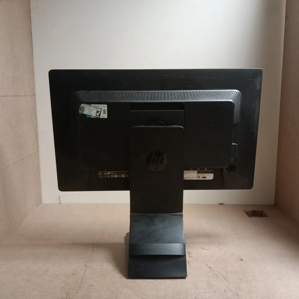 HP ELITE DISPLAY E221C MONITOR WITH STAND