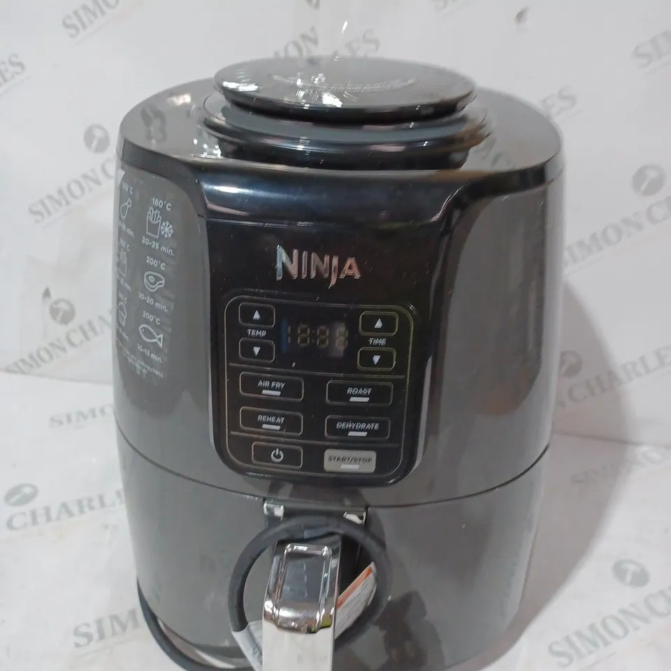 BOXED NINJA AIR FRYER 3.8L AF100UK