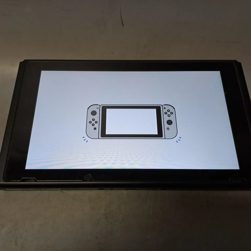 NINTENDO SWITCH GAMING CONSOLE HAC-001(-01)