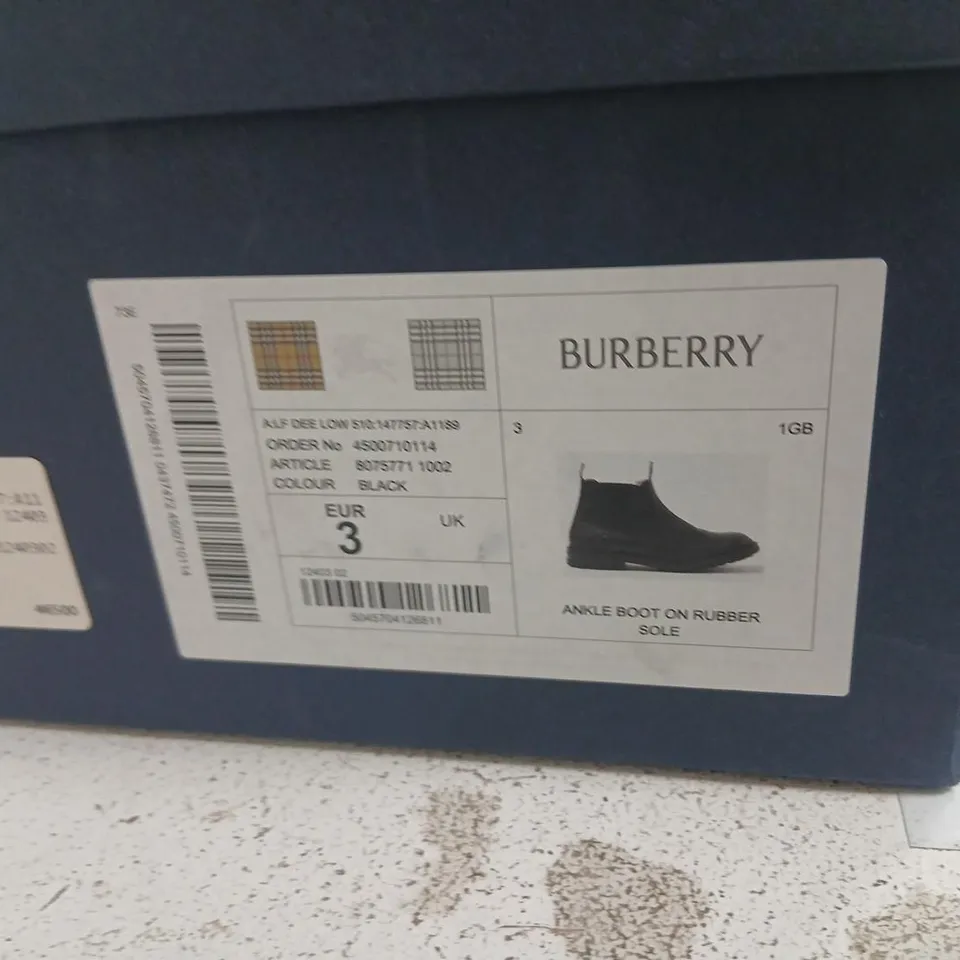 TRICKER'S BURBERRY CHELSEA BOOT, BLACK LEATHER, UK 3