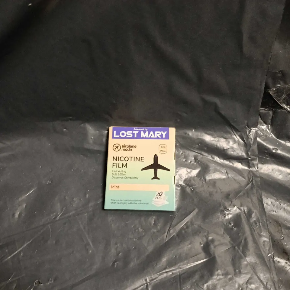 BOX OF APPROXIMATELY 25 ASSORTED CIGARETTE ALTERNATIVES