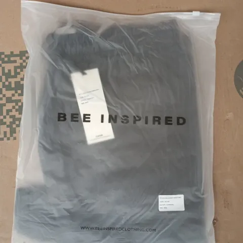 BAGGED BEE INSPIRED RIVERO CARGO PANTS IN CHARCOAL SIZE 34/32