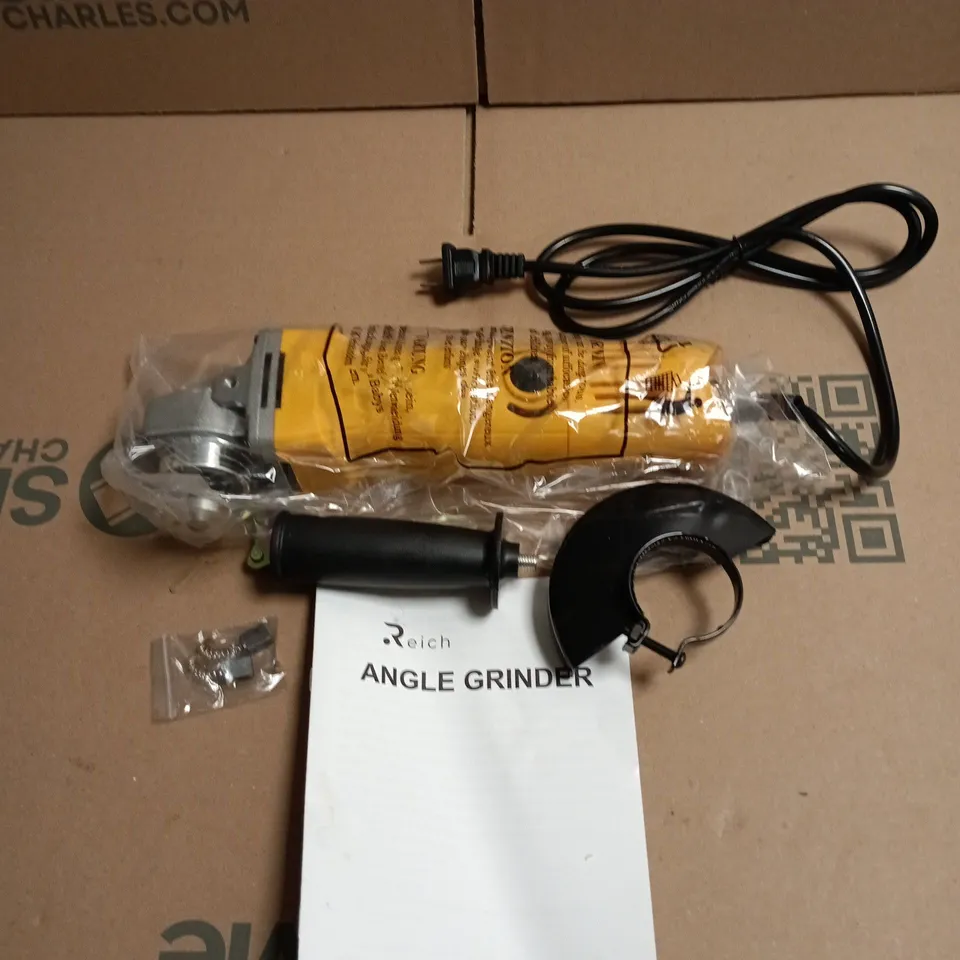 REICH ANGLE GRINDER 700W