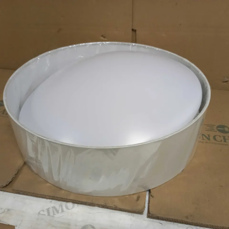 DAR LIGHTING GROUP LED SMI FLUSH CEILING LIGHT