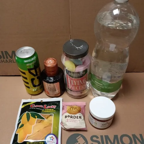 APPROXIMATELY 10 ASSORTED FOOD/DRINK PRODUCTS TO INCLUDE DRIED MANGO, VIENNESE WHIRLS, HONEY ETC
