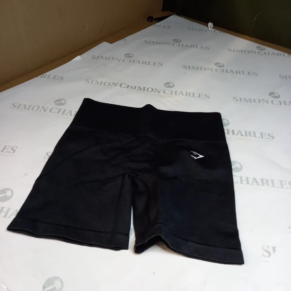 SMALL GYMSHARK SHORTS 