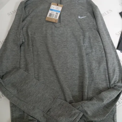 NIKE DRI FIT TRAINING ZIP UP TOP - M