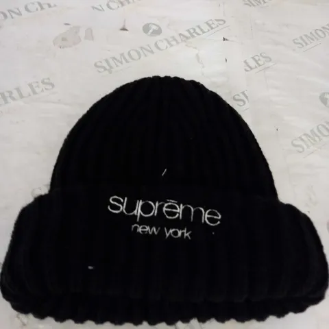 SUPREME BLACK HAT