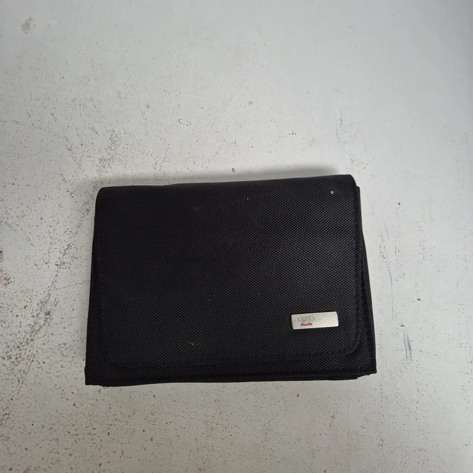AUDI NAVIGATION SYSTEM PLUS – MANUAL, DISC & WALLET CASE (A3) 