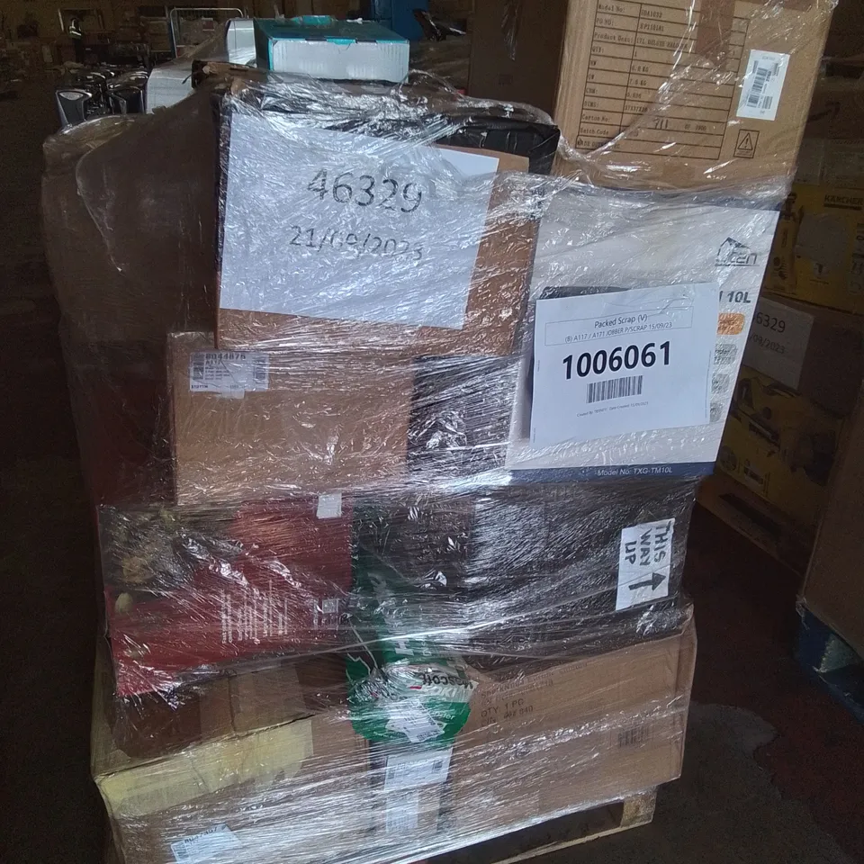 PALLET TO CONTAIN APPROXIMATELY  ASSORTED ELECTRONIC GOODS & PRODUCTS. INCLUDES