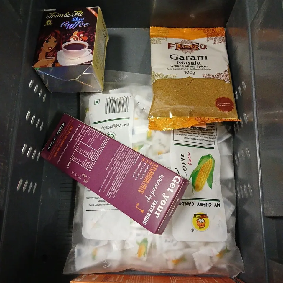 APPROXIMATELY 10 ASSORTED FOOD ITEMS TO INCLUDE - CROYDE COFFEE - THORNTONS VIENNESE TRUFFLES - THE CHEF'S PANTRY BAILEYS PEANUT BUTTER - ETC