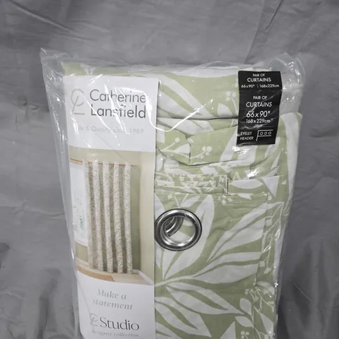 CATHERINE LANSFIELD PAIR OF CURTAINS – EYELET HEADER, GREEN LEAF PATTERN, 168 X 229 CM 