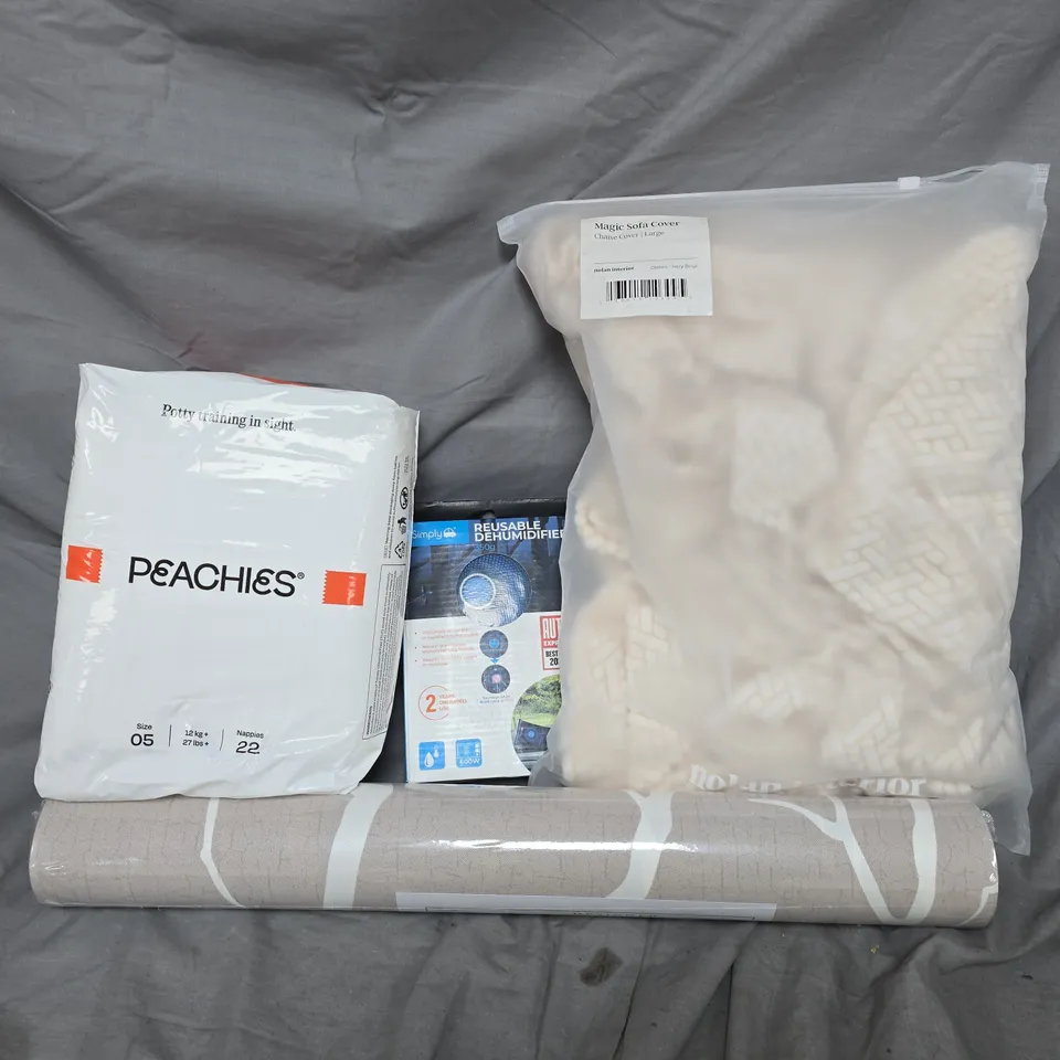 APPROXIMATELY 20 ASSORTED HOUSEHOLD PRODUCTS TO INCLUDE WALLPAPER, REUSABLE DEHUMIDIFIER, MAGIC SOFA COVER, ETC - COLLECTION ONLY