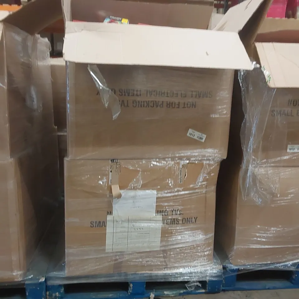 PALLET CONTAINING A LARGE QUANTITY OF ASSORTED CHILDREN'S BOOKS AND RELATED ITEMS