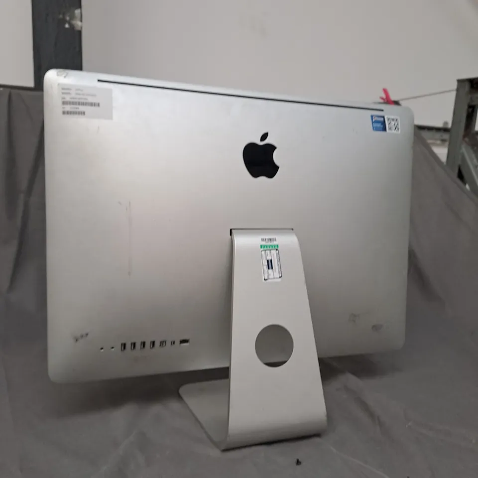 APPLE IMAC (A1311 LATE 2009) CORE 2 DUO E7600 3.06GHZ	21 INCH
