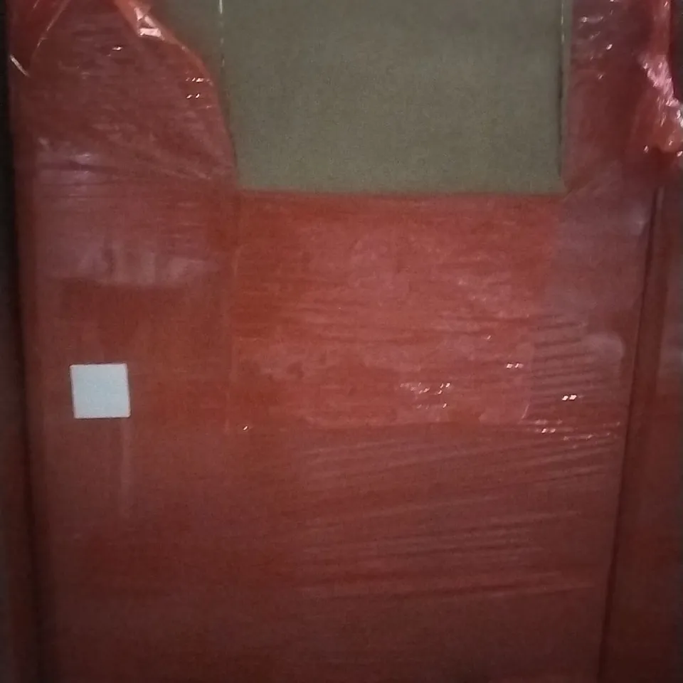PALLET OF ASSORTED ITEMS INCLUDING- MEMORY PHONE COVER