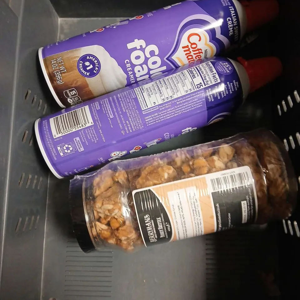 APPROXIMATELY 8 ASSORTED FOOD/DRINK PRODUCTS TO INCLUDE CHILLI JAM, WATER ENHANCER, FOAM CREAMER ETC 