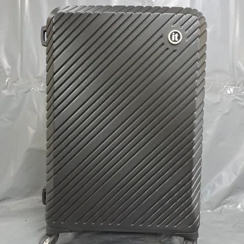 IT LUGGAGE RECLINE BLACK MEDIUM SUITCASE