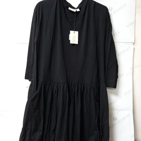 MASAI COPENHAGEN DRESS IN BLACK SIZE LARGE 