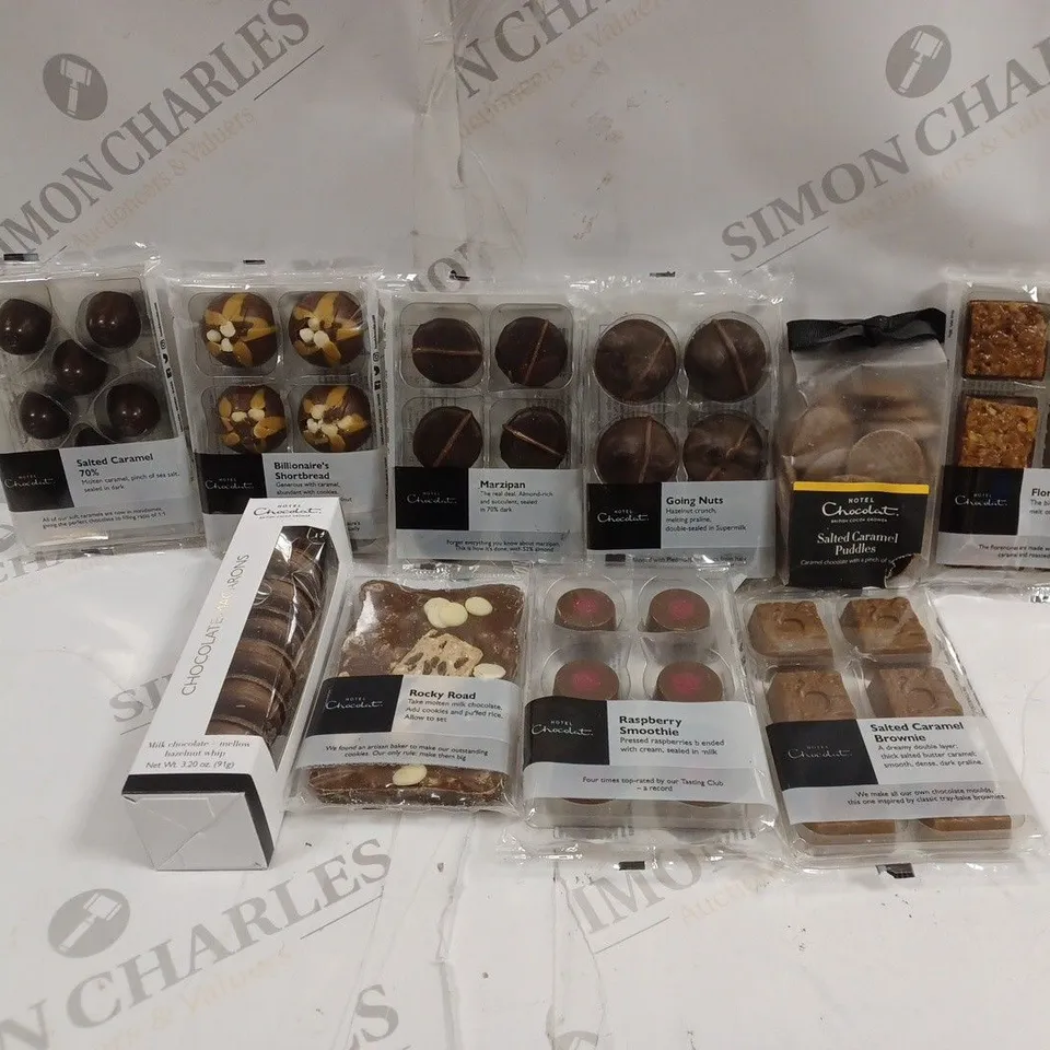 LOT OF APPROXMATELY 20 HOTEL CHOCOLAT ITEMS TO INCLUDE SALTED CARAMEL BROWNIE, SALTED CARAMEL PUPPIES, ROCKY ROAD, ETC