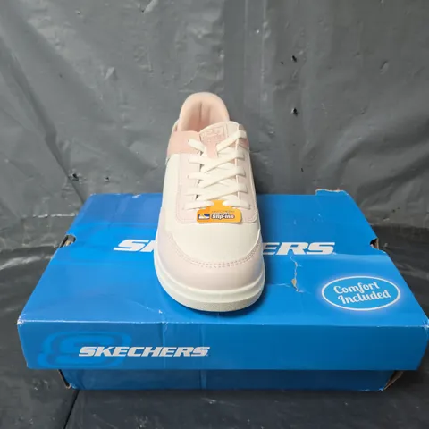 BOXED PAIR OF BOBS SKECHERS SLIP INS TRAINERS IN PINK - UK 8