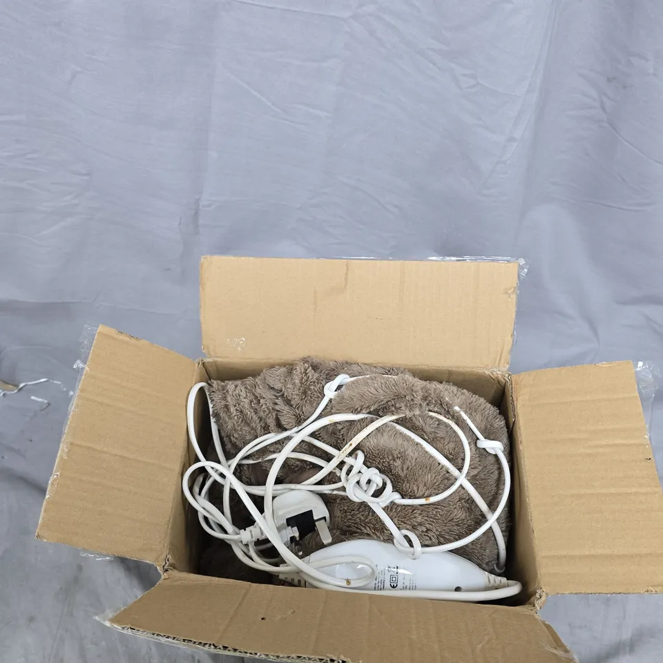 COZEE HOME LUXURY FAUX FUR HEATED THROW