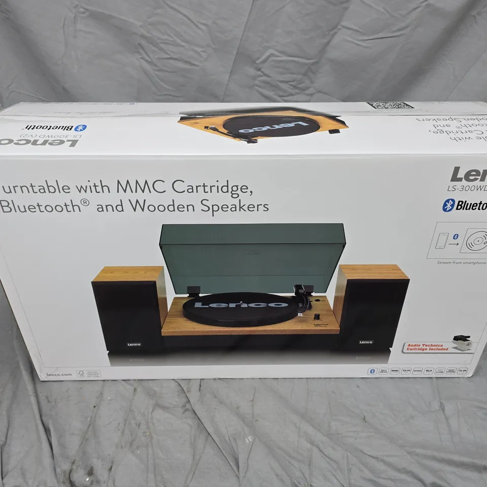 LENCO TURNTABLE WITH MMC CARTRIDGE, BLUETOOTH & WOODEN SPEAKERS – MODEL LS-300WD (V2)