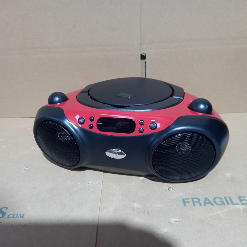 BLUETOOTH CD BOOMBOX