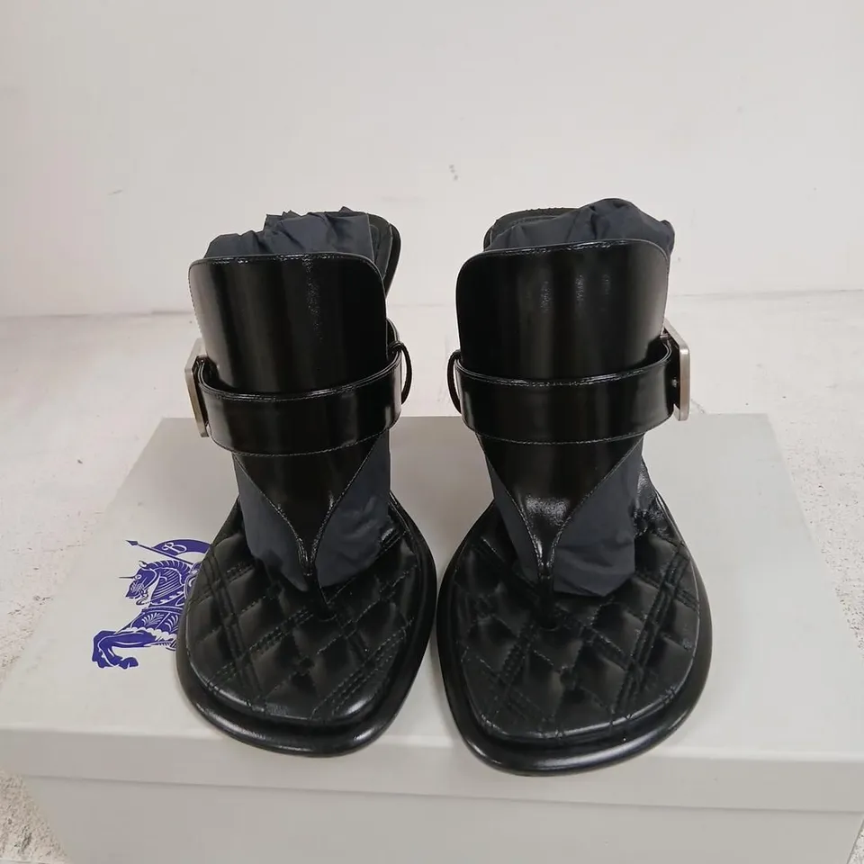 BURBERRY ALF BAY SANDAL – BLACK LEATHER, WOMEN'S UK 6 (EU 39) 