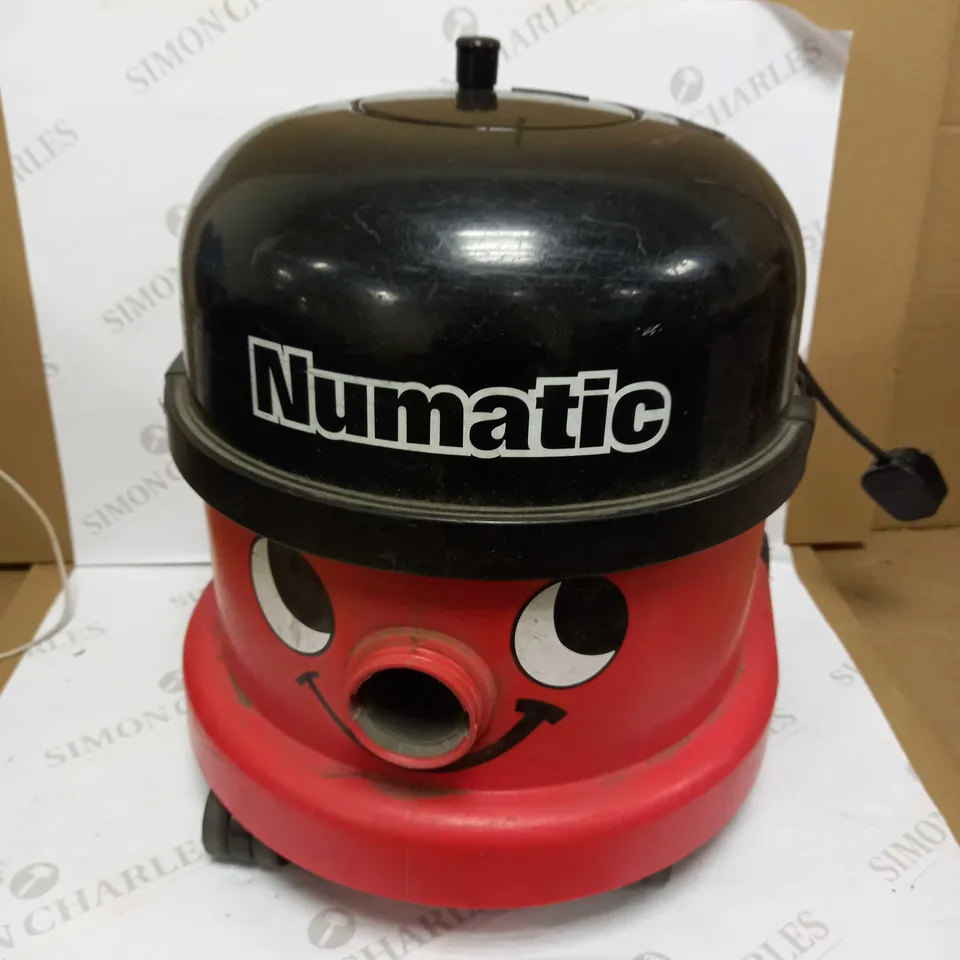 HENRY HOOVER CYLINDER VACUUM CLEANER