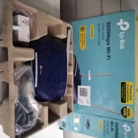 TP-LINK 300MBPS WI-FI MODEM ROUTER