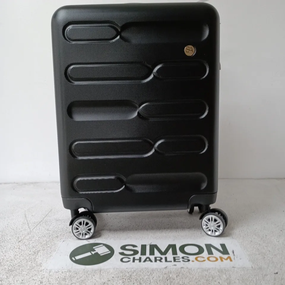 CABIN LUGGAGE 55CM SUITCASE IN BLACK