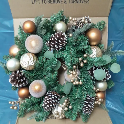 COPPER AND GOLD PRE-LIT FESTIVE WREATH