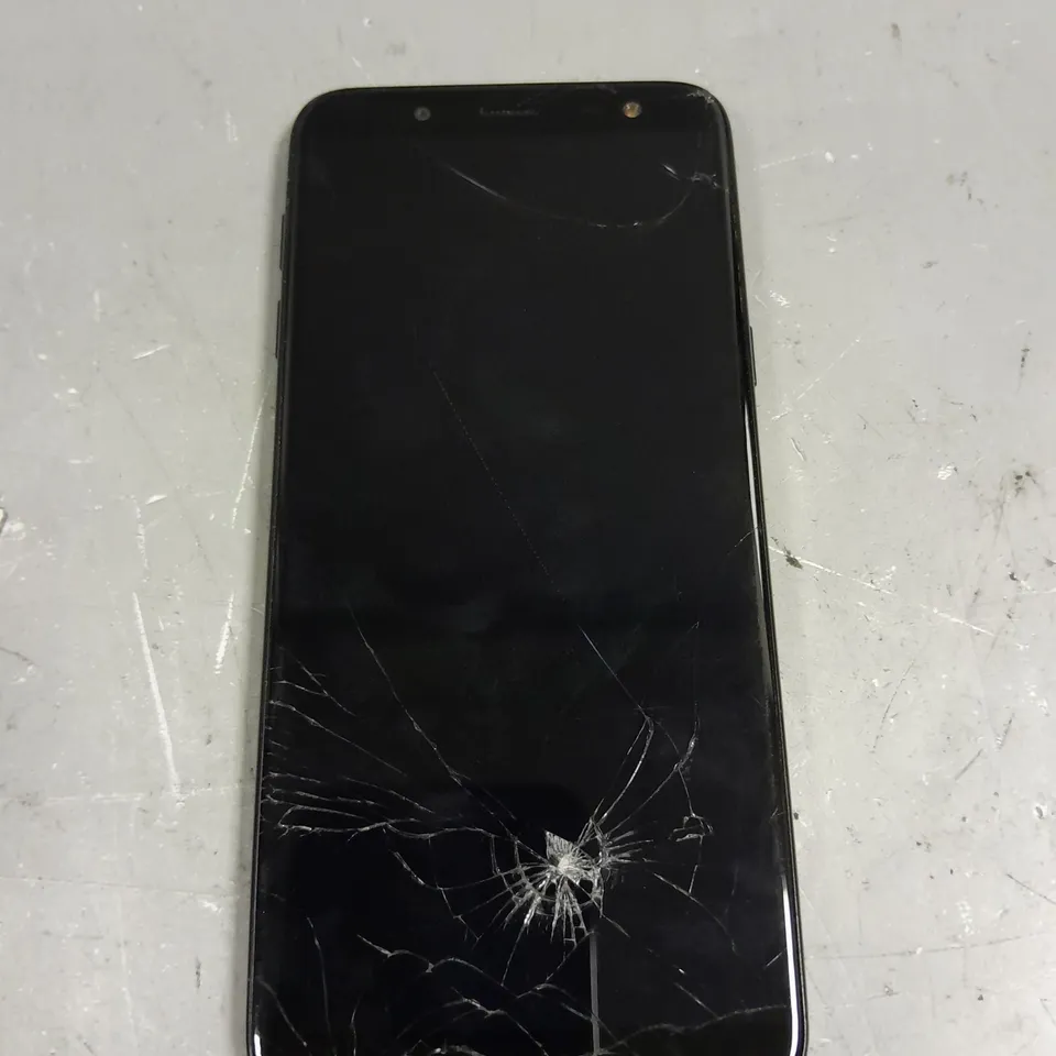 SAMSUNG GALAXY J6 SMARTPHONE 