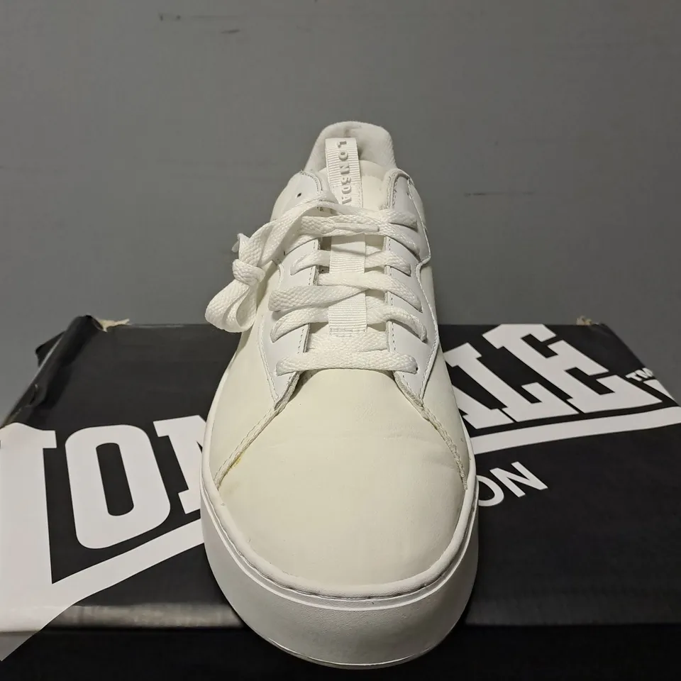 BOXED LONSDALE MARSHALL WHITE SHOES - SIZE 10