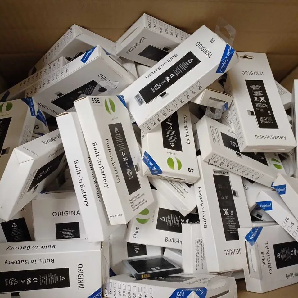BOX OF APPROX 40 ASSORTED PHONE BATTERIES FOR VARIOUS MODELS