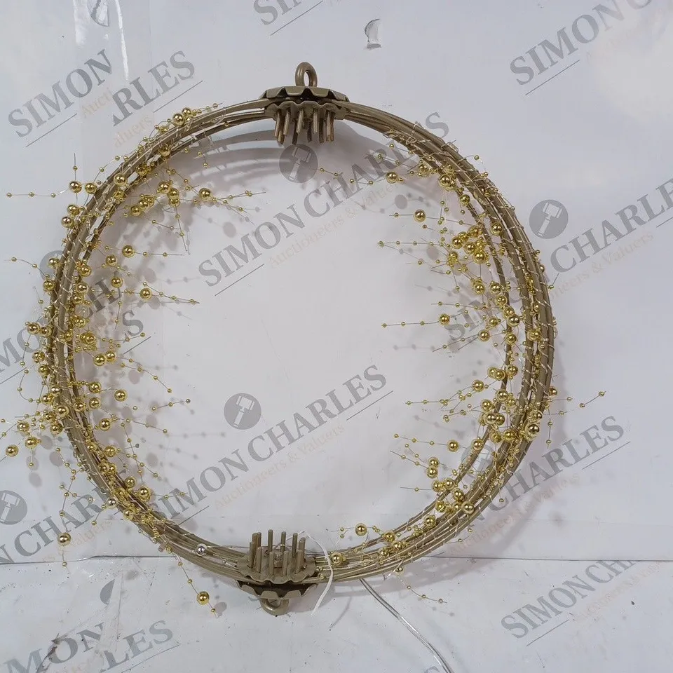 BOXED SARA DAVIES PRE-LIT BEADED DECORATION